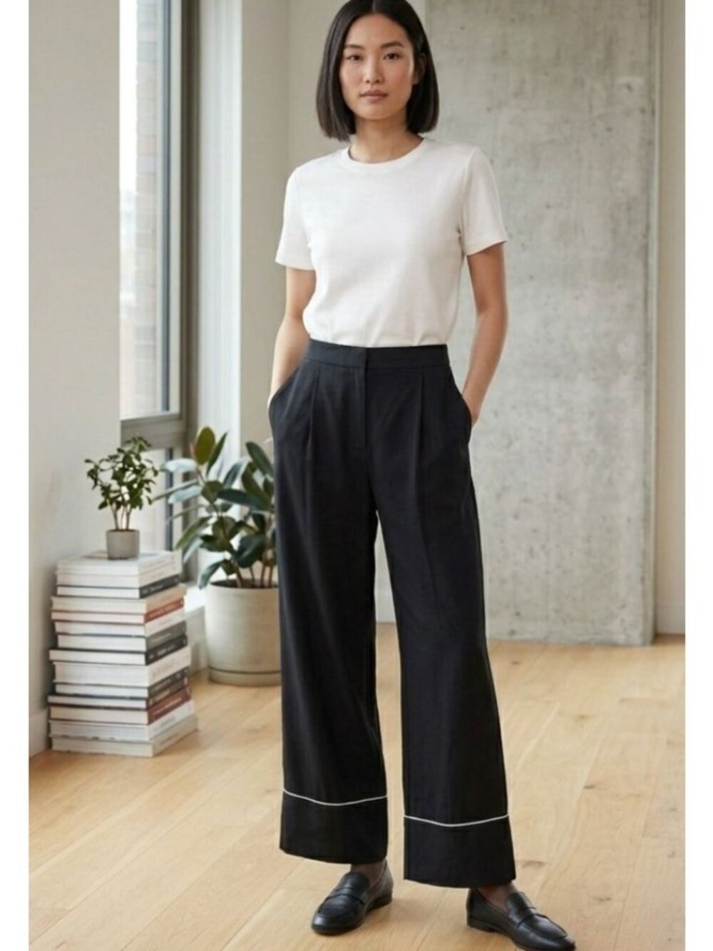 Women's - Massimo Dutti Black Trousers, Size 8